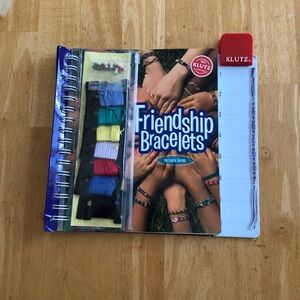 Klutz Friendship Bracelet Making Book